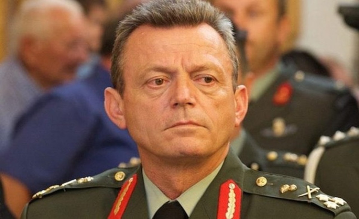 “Ρουκέτες” κατά Παπαρίζου – Θεοδωρίδου από τον Αρχηγό της Εθνικής Φρουράς