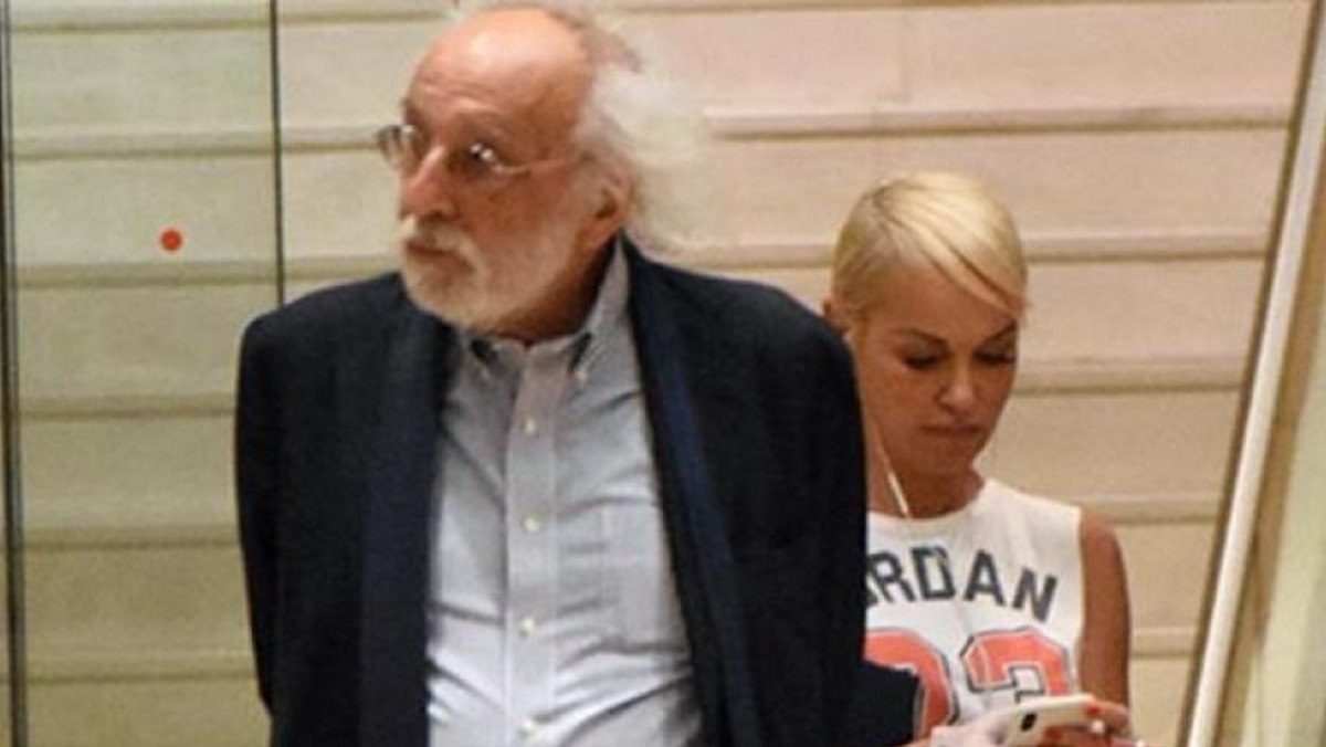 «Η Νατάσα Καλογρίδη του πέφτει και μεγάλη του Αλέξανδρου Λυκουρέζου»