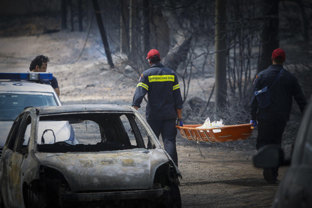 Live: Φωτιά στην Αττική – Δεκάδες νεκροί – Όλες οι εξελίξεις