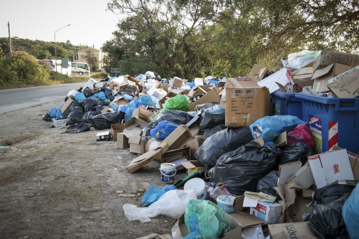 Κέρκυρα: Βρήκαν το άψυχο σώμα Βρετανού τουρίστα δίπλα στα σκουπίδια!