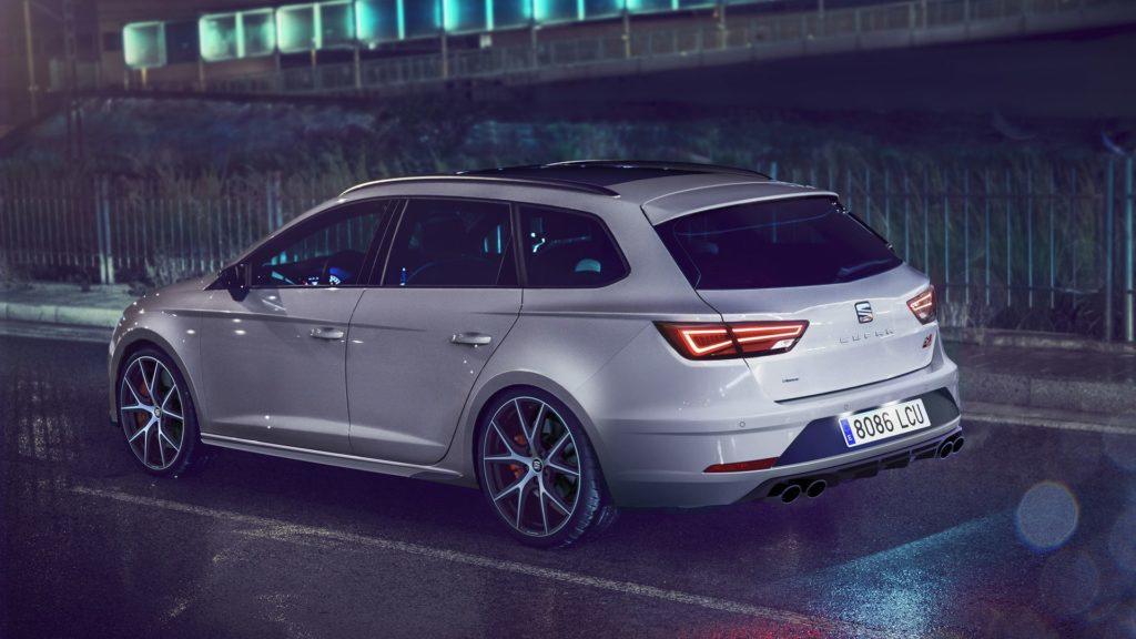 Νέο SEAT Leon ST CUPRA Carbon Edition [pics]