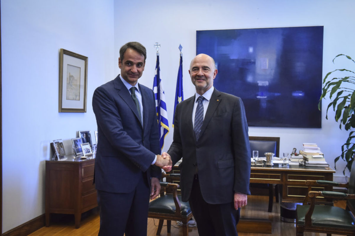 Ο Μητσοτάκης… “την είπε” στον Μοσκοβισί – “Να είσαι πιο προσεκτικός στα όσα λες για την Ελλάδα”