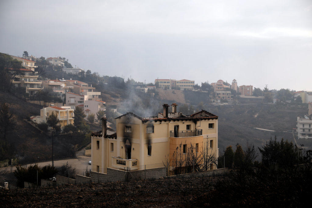 Φωτιά στην Αττική: Έπιασαν στα πράσα τους πλιατσικολόγους στο Νέο Βουτζά!