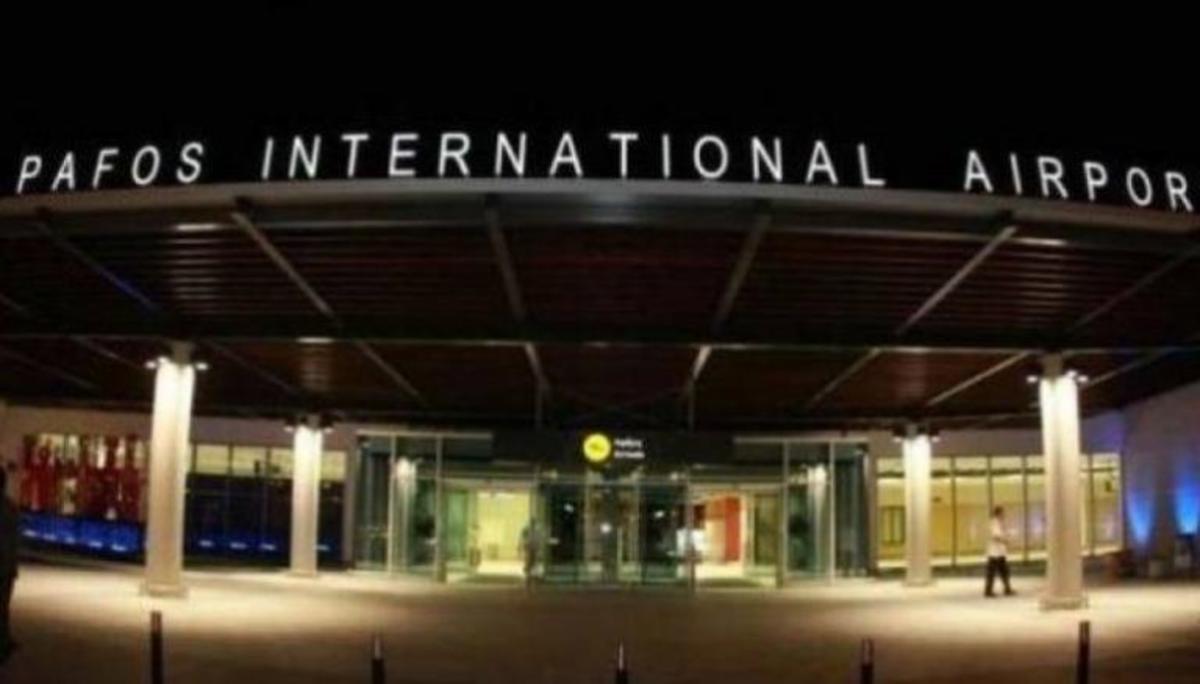 Αναστάτωση σε αεροδρόμιο – Δεν φαντάζεστε τι έκανε επιβάτης για να μην χάσει την πτήση!