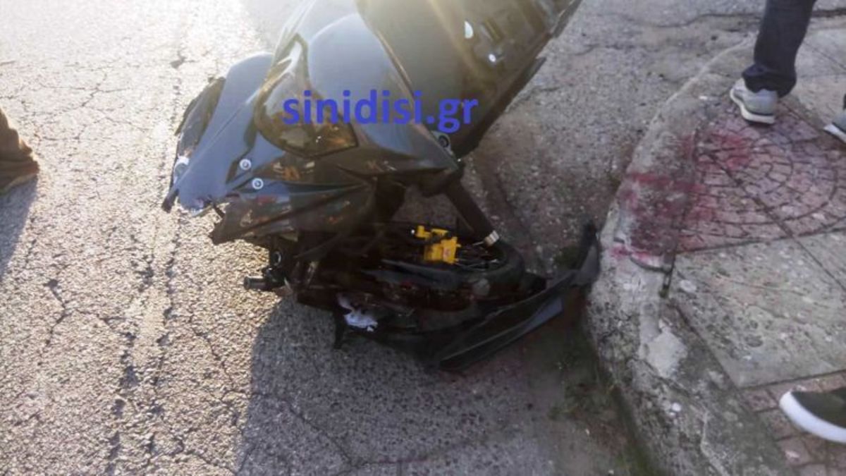 Αιτωλοακαρνανία: Αυτοκίνητο παρέσυρε μηχανή στο Παναιτώλιο – Στο νοσοκομείο ο νεαρός μοτοσικλετιστής