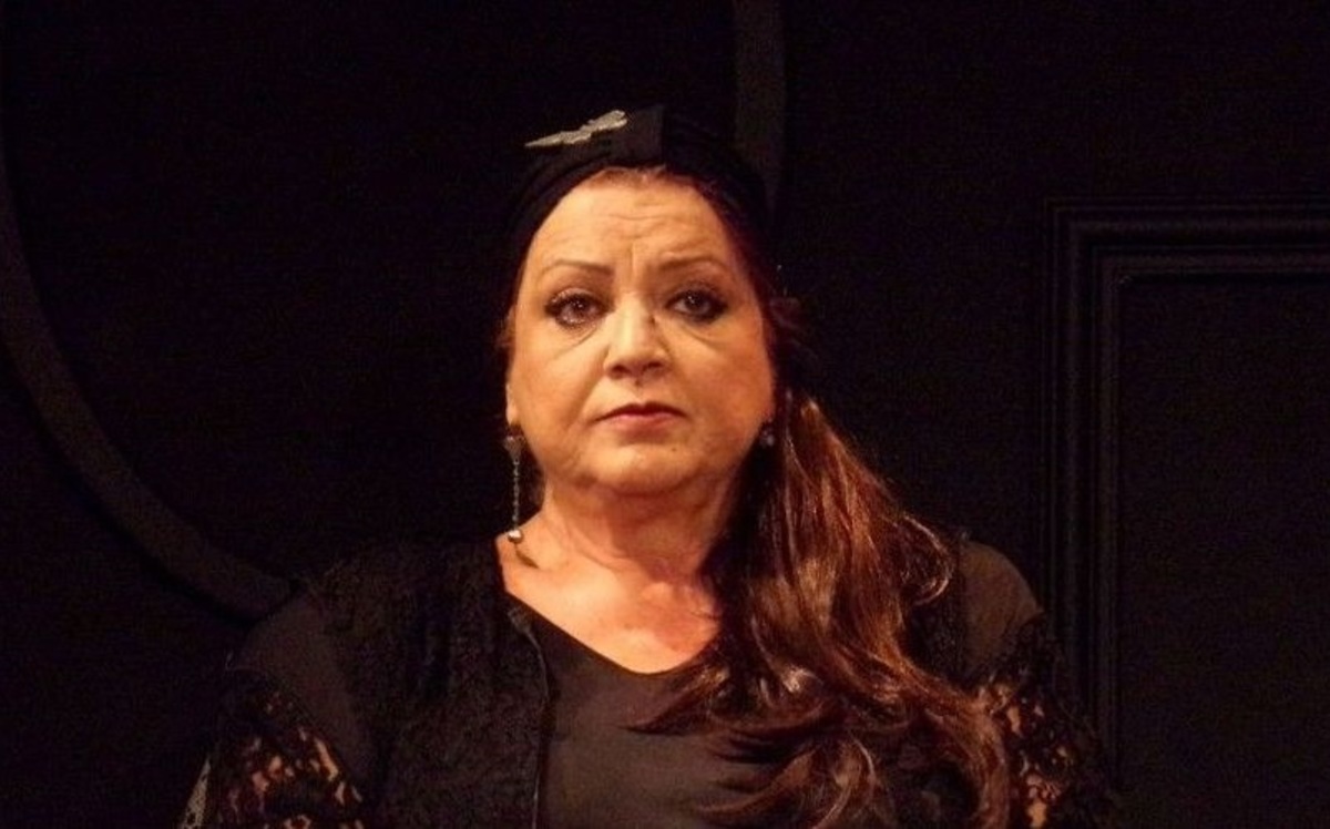 Τζέσυ Παπουτσή: Θλίψη για το χαμό της! Συνάδελφοι και φίλοι δεν μπορούν να πιστέψουν πως έφυγε το γελαστό κορίτσι του θεάτρου