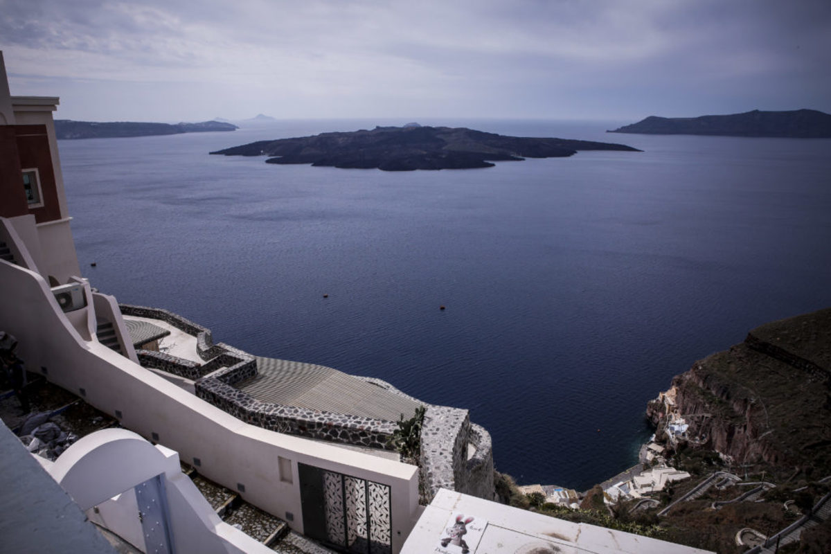 Έτσι λιώνουν οι τεκτονικές πλάκες κάτω από τη Σαντορίνη – Πρωτοποριακή μέθοδος με Έλληνα επικεφαλής