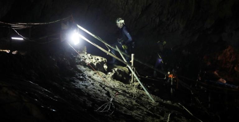 Έτσι θα απεγκλωβίσουν τα παιδιά στην Ταϊλάνδη! Χειρουργικές κινήσεις για το “θαύμα”