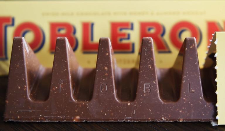 H σοκολάτα Toblerone… αλλάζει και γίνεται όπως την γνωρίσαμε και την αγαπήσαμε