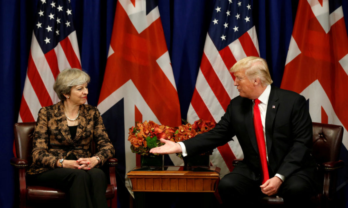 Ο Τραμπ πάει Βρετανία αλλά… δεν θα πατήσει Λονδίνο λόγω διαδηλώσεων