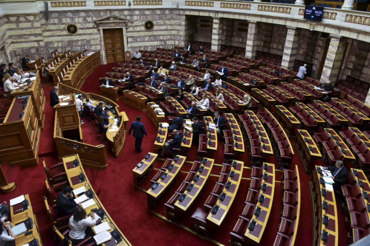 Στη Βουλή ο “Κλεισθένης” – Ποια κόμματα θα ψηφίσουν και ποια όχι
