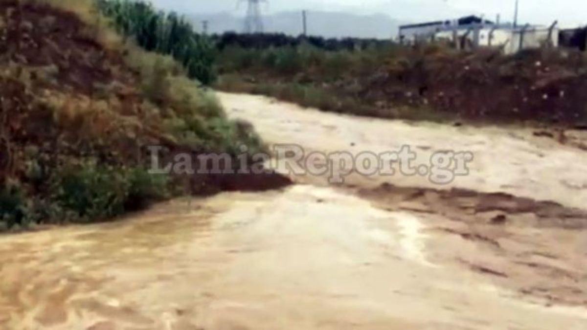 Φούσκωσε πάλι ο Ξηριάς – Διακοπή κυκλοφορίας