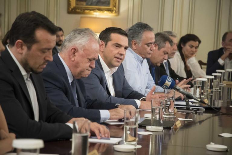 "Καυτό" παρασκήνιο στο Υπουργικό: Η ανάληψη ευθύνης Τσίπρα και η δυσαρέσκεια που θα φέρει... καθαίρεση