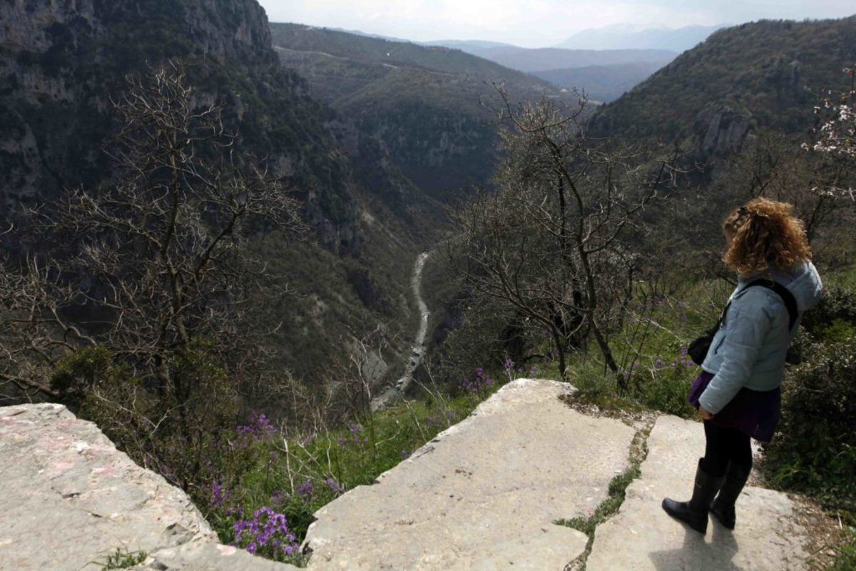 Ρόδος: Κοίταξε στη χαράδρα και του κόπηκαν τα γόνατα – Ο ανθρώπινος σκελετός και το θρίλερ 4 χρόνων!