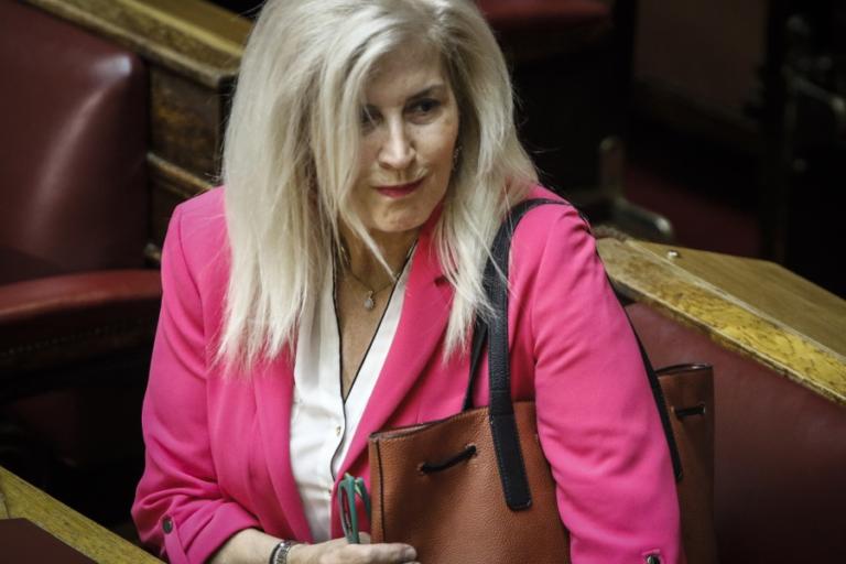 Διέλυσε το Twitter η «π@@@ιά»! Χαμός με την Αυλωνίτου