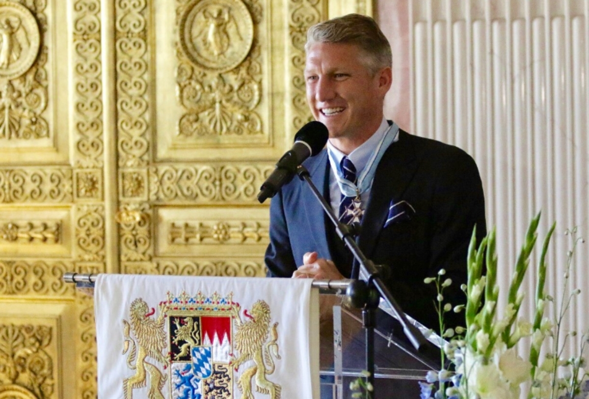 Τιμήθηκε ο Σβαϊνστάιγκερ με το μετάλλιο Τιμής της Βαυαρίας! pic, video