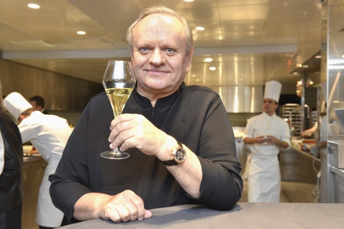 Θρήνος για διάσημο Γάλλο σεφ με 31 αστέρια Michelin – Πέθανε ο «σεφ του αιώνα»