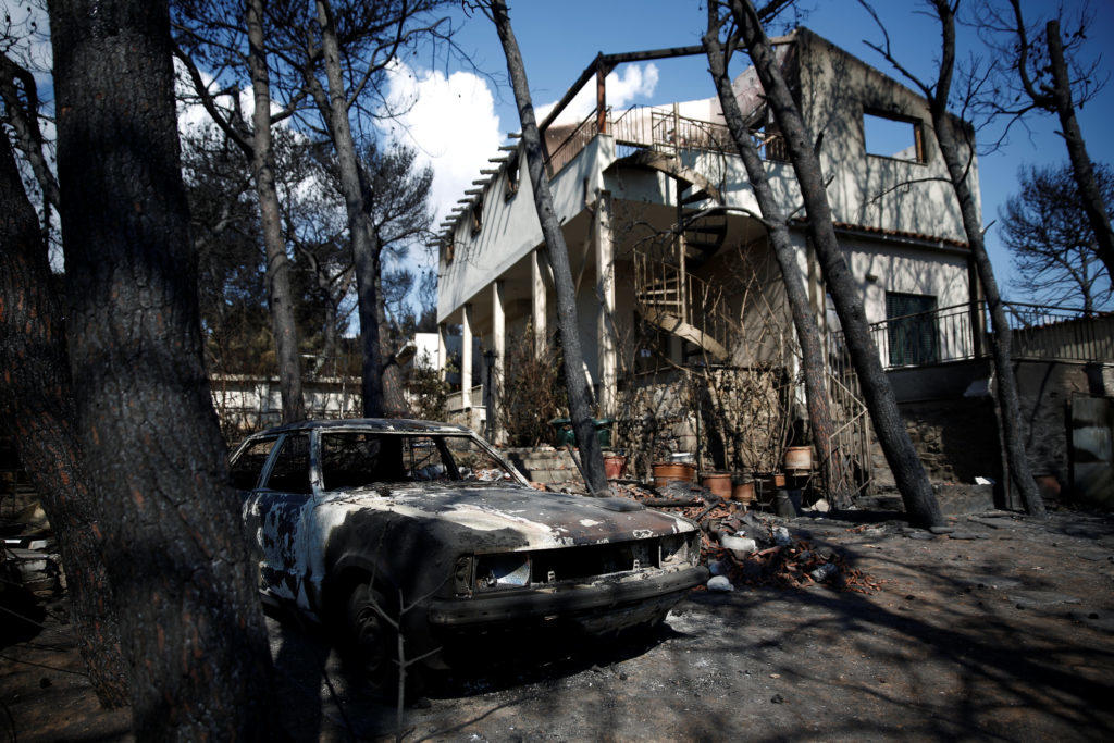 Κάθε μέρα και περισσότερες – 3.460 οι αιτήσεις για το επίδομα από τις φωτιές