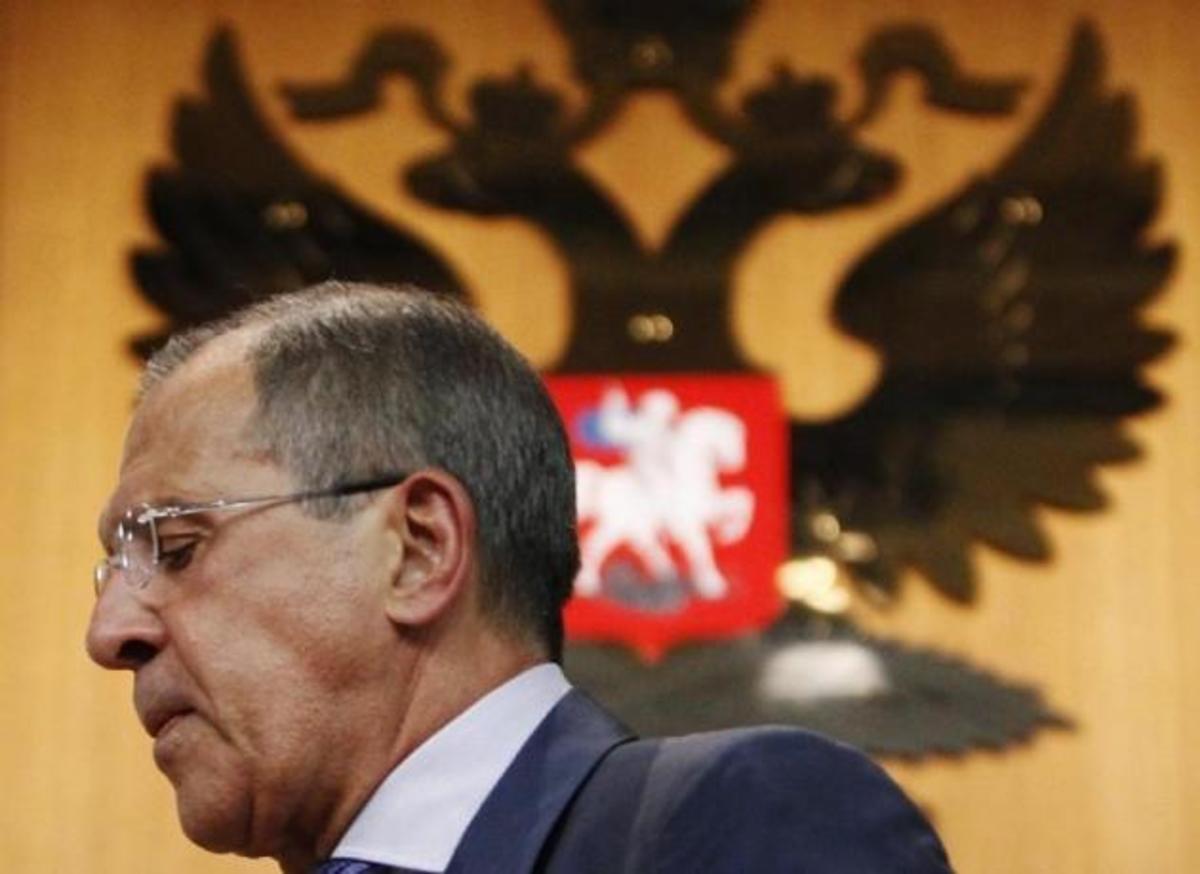 Ρωσία: Ο Λαβρόφ στάζει μέλι για την Ελλάδα!