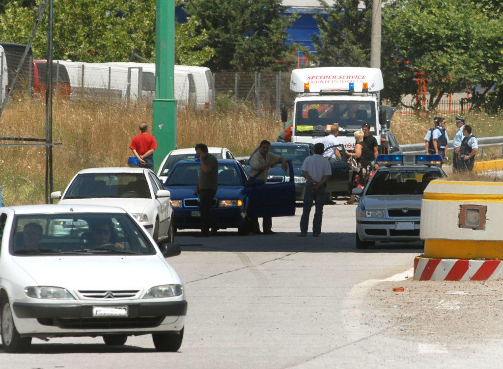 “Χειροπέδες” σε εγκέφαλο μεγάλου κυκλώματος διακίνησης μεταναστών