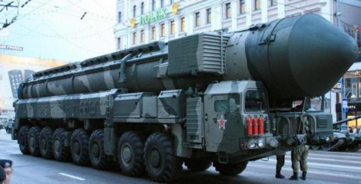 RS-28 Sarmat: Τρόμο στη Δύση προκαλεί ο νέος διηπειρωτικός βαλλιστικός πύραυλος της Ρωσίας! [vid]