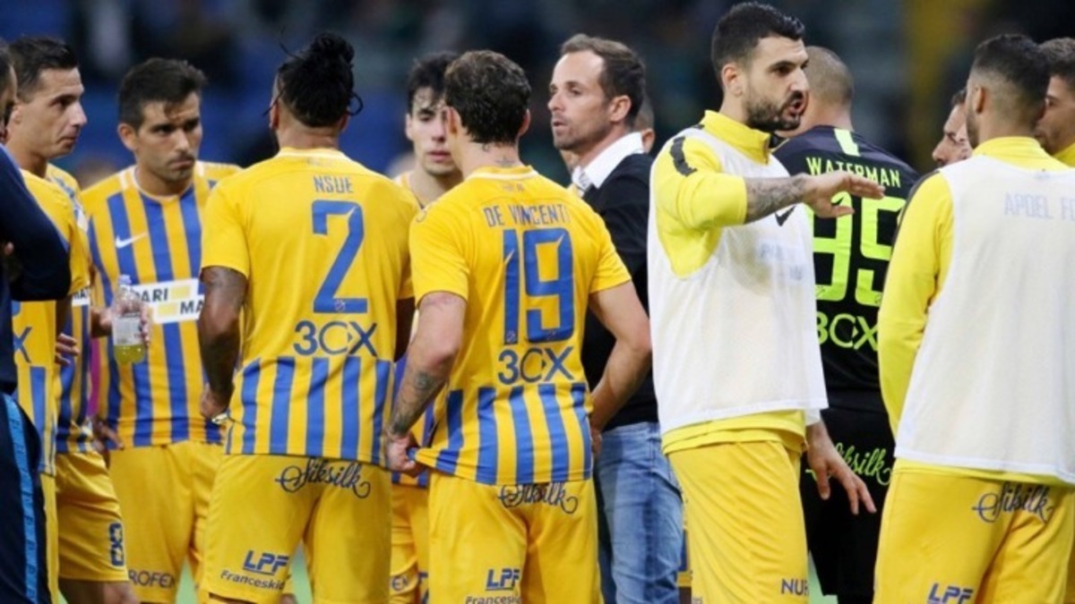 Εκτός Europa League ο ΑΠΟΕΛ! Αποκλείστηκε στη “ρουλέτα” των πέναλτι – video