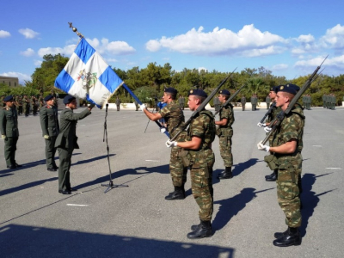 ΓΕΣ: Αυτοί είναι οι νέοι Δόκιμοι Έφεδροι Αξιωματικοί του Στρατού Ξηράς [pics]