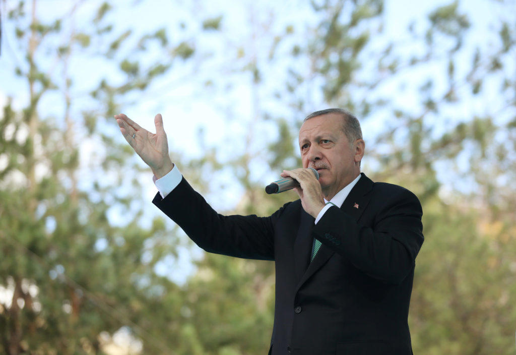 Ερντογάν: Η Τουρκία θα φέρει «ειρήνη και ασφάλεια» σε Ιράκ και Συρία!