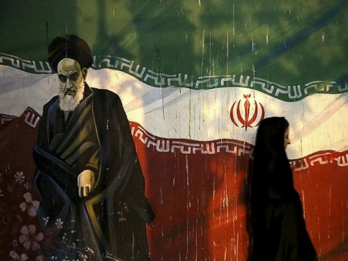 Les Echos: Το Ιράν ήδη “πονάει” από τις κυρώσεις των ΗΠΑ!