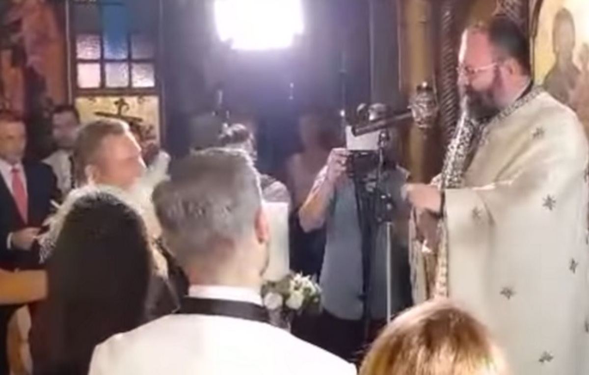 Βόλος: Ο ιερέας τα “έψαλε” στον Πάνο Καμμένο – Ο γάμος, ο κουμπάρος και το επίμαχο στιγμιότυπο – video