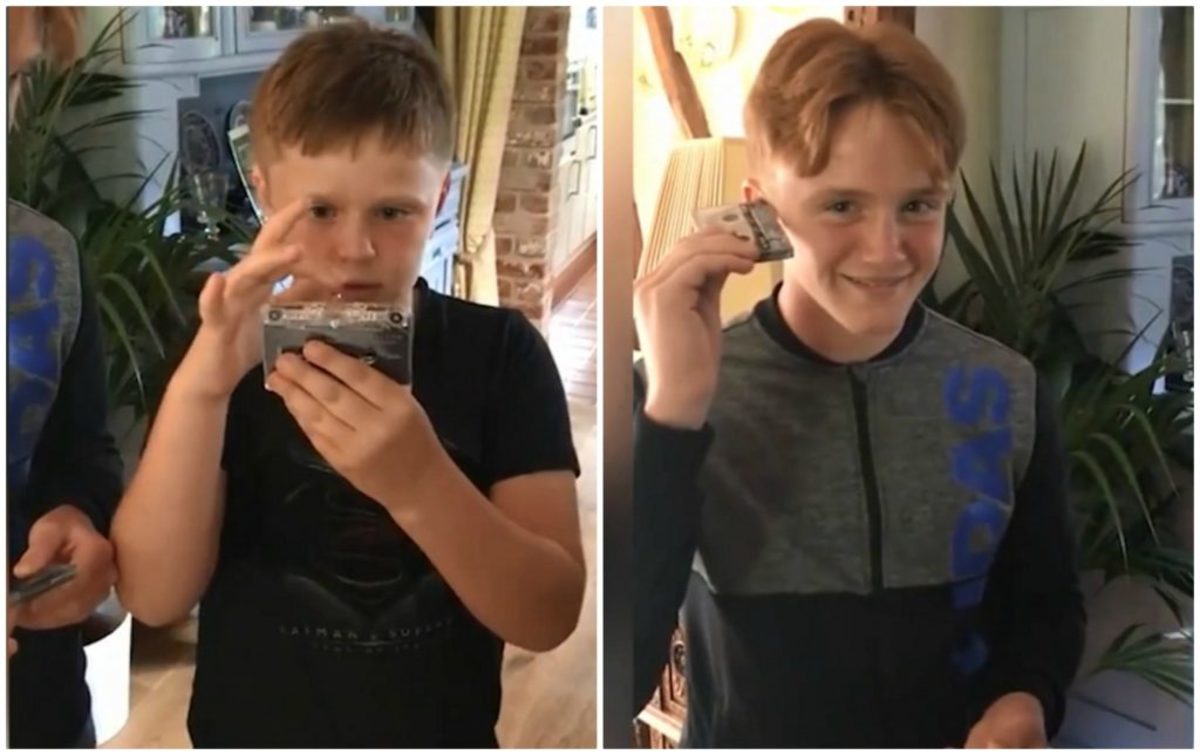 Γεράσαμε! Πιτσιρικάδες βλέπουν κασέτα σαν τον… μηχανισμό των Αντικυθήρων! video