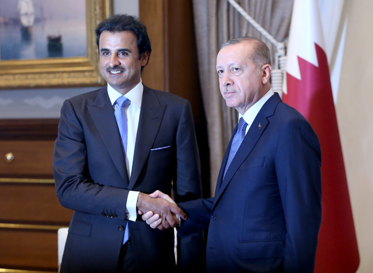 “Σανίδα σωτηρίας” από το Κατάρ στην τουρκική οικονομία – Θα επενδύσει μόνο… 15 δισ. δολάρια