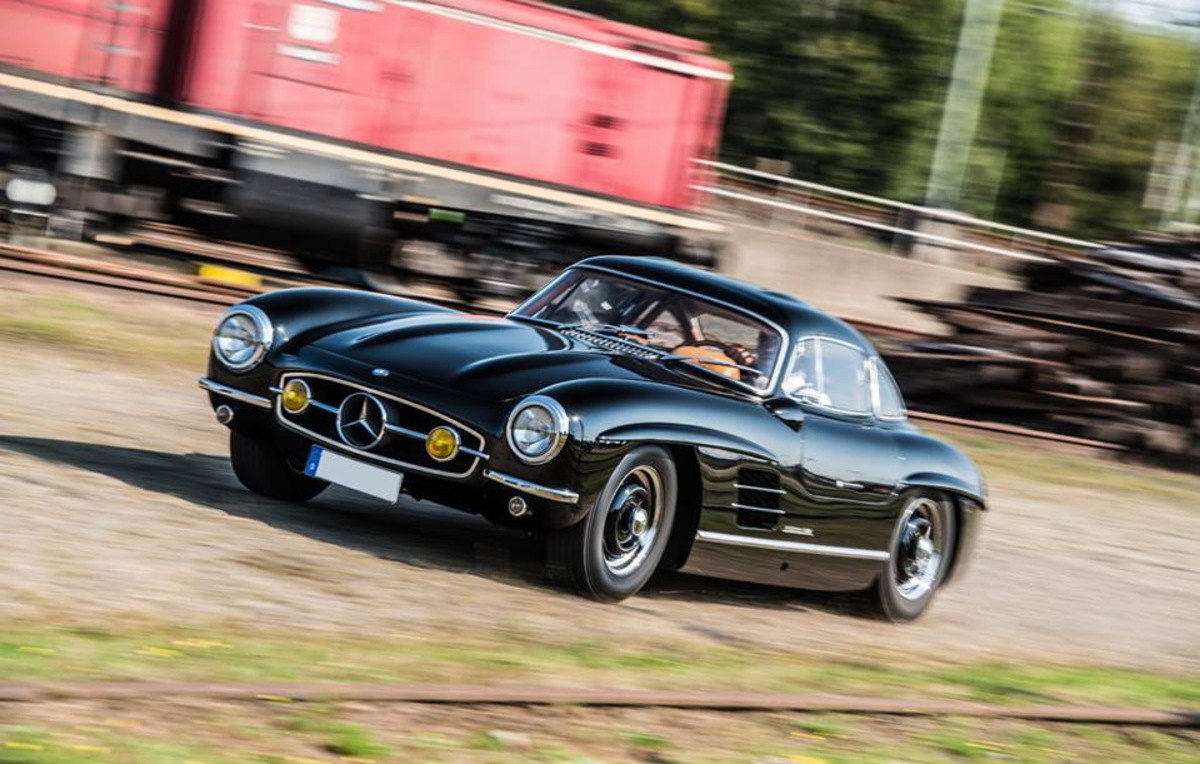 Τρελή αμοιβή για μια σπάνια Mercedes-Benz 300 SL Gullwing που κλάπηκε