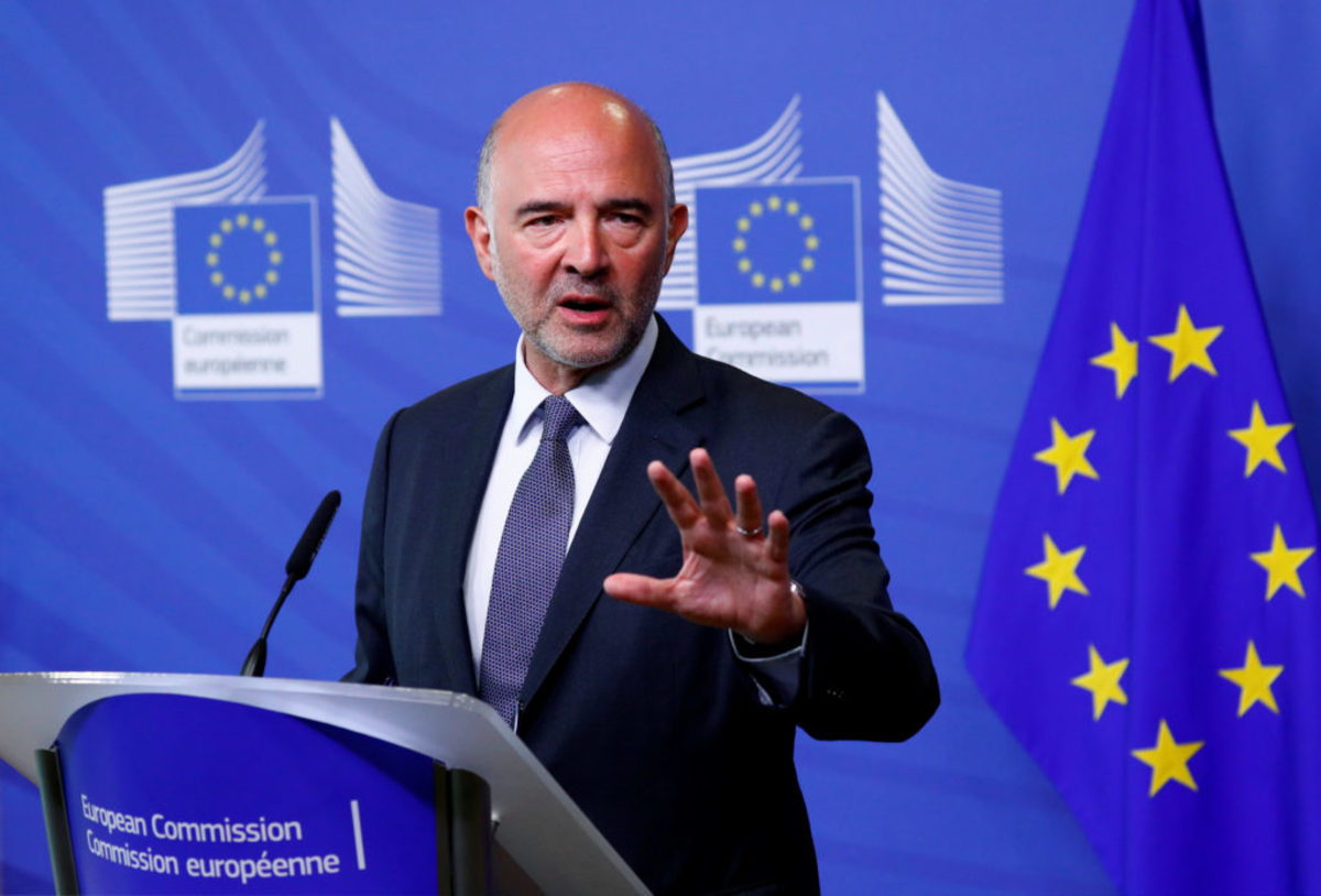 Ιταλία: Κόντρα κυβέρνησης – Μοσκοβισί μετά τις δηλώσεις του Ευρωπαίου Επιτρόπου για “μικρούς Μουσολίνι”
