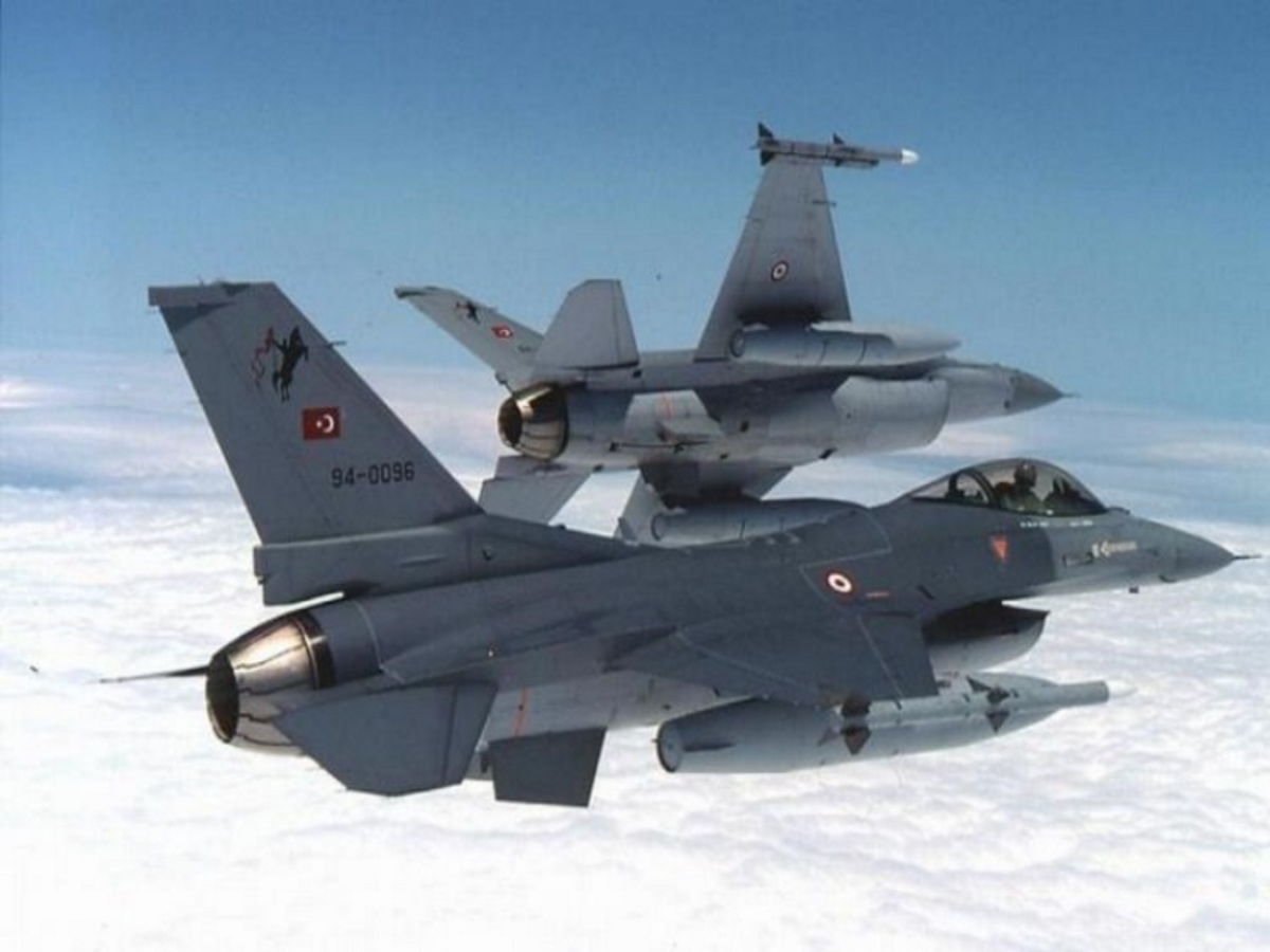 Απαράδεκτοι οι Τούρκοι! Δεν τους έφταναν οι υπερπτήσεις είπαν να στείλουν F-16 και για παραβιάσεις!