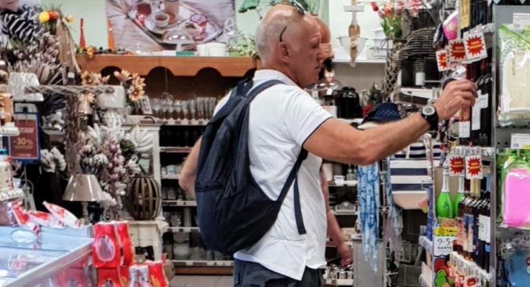 Σκιάθος: Χαλάρωση και ψώνια για τον Γιώργο Παπανδρέου – Συνεχίζονται οι διακοπές του πρώην πρωθυπουργού [pics]
