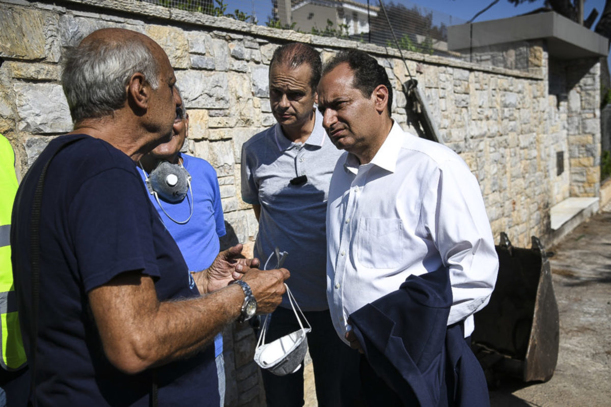 Σπίρτζης σε πυρόπληκτους στο Μάτι: Και να σας έρθει ο ΕΝΦΙΑ μην ανησυχήσετε