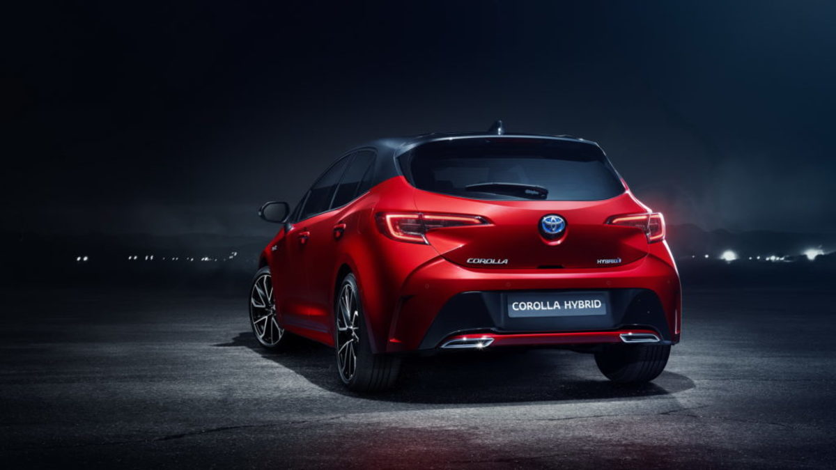Τέλος το Auris για την Toyota!