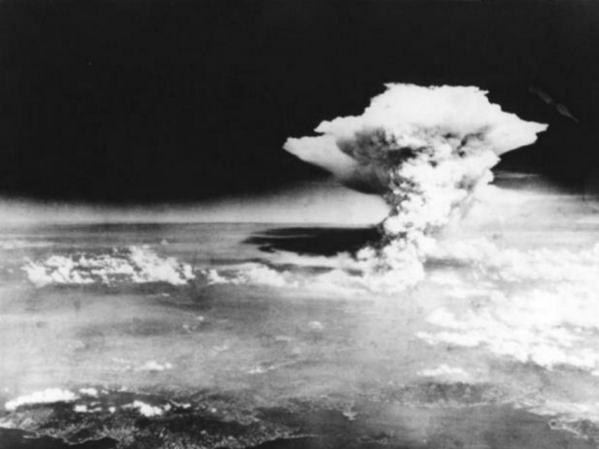Χιροσίμα και Ναγκασάκι: Η ανθρωπότητα στην εποχή του πυρηνικού πολέμου