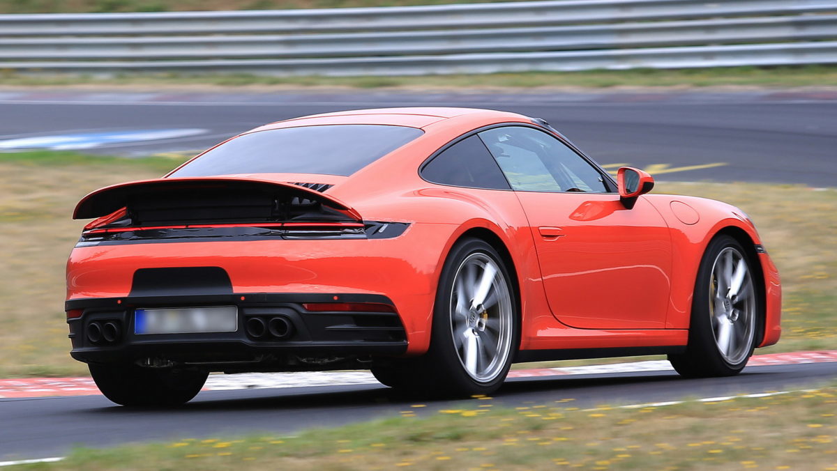 Ό,τι ξέρουμε για τη νέα Porsche 911 που θα παρουσιαστεί του χρόνου