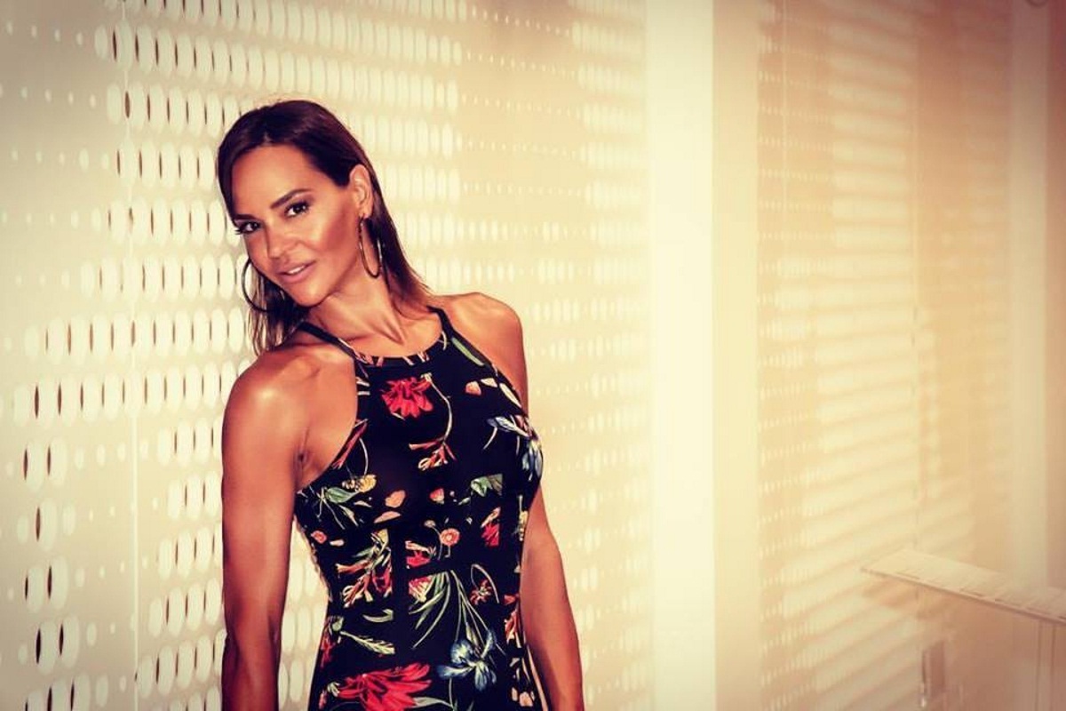 Νικολέττα Καρρά: Η τεράστια αλλαγή στα μαλλιά της! Τα έκοψε κοντά [pics]