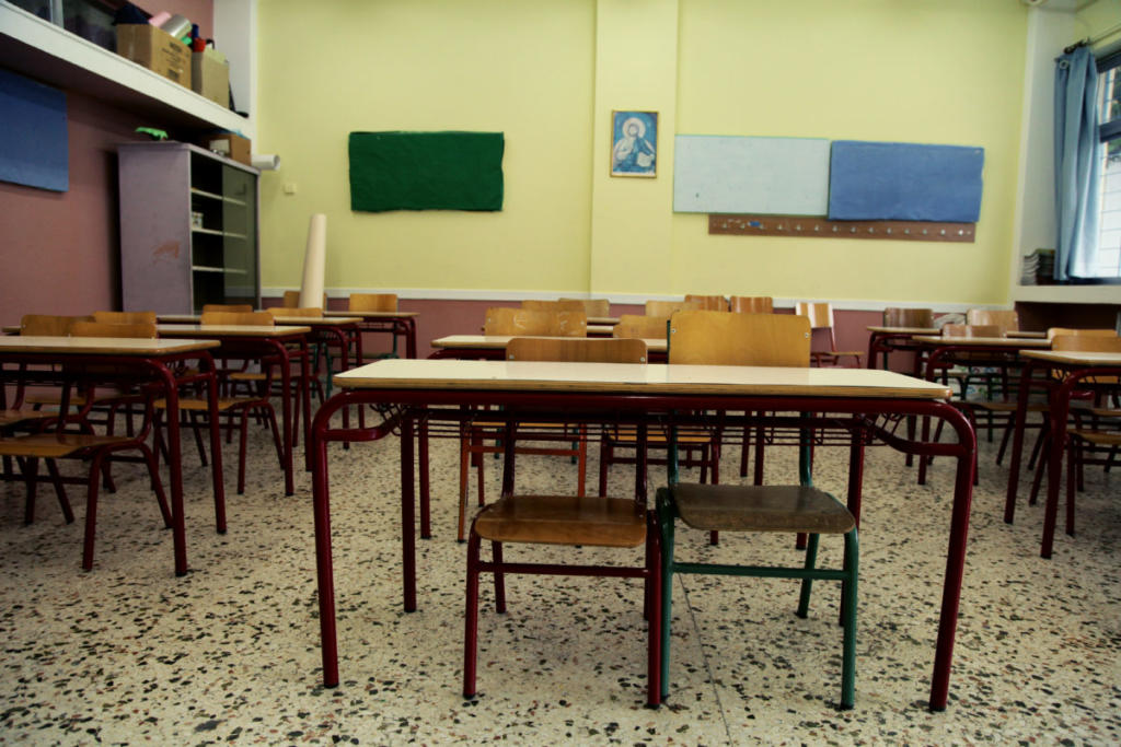 Πτώση ανεμιστήρα σε σχολείο: Τι λέει ο Δήμος Θεσσαλονίκης