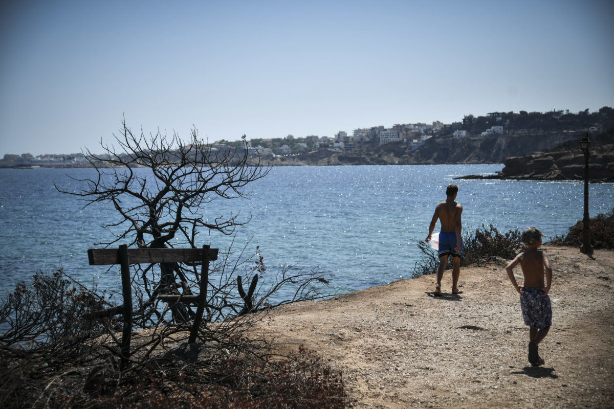 Περιφέρεια Αττικής: Μέτρα για την ανακούφιση των πληγέντων από τις πυρκαγιές