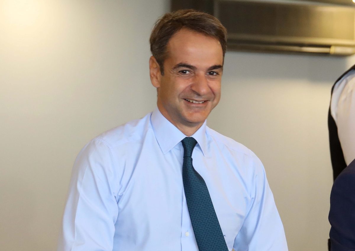 Μαξίμου: “Συνεχίζει να κάνει το τζάμπα μάγκα ο Μητσοτάκης”