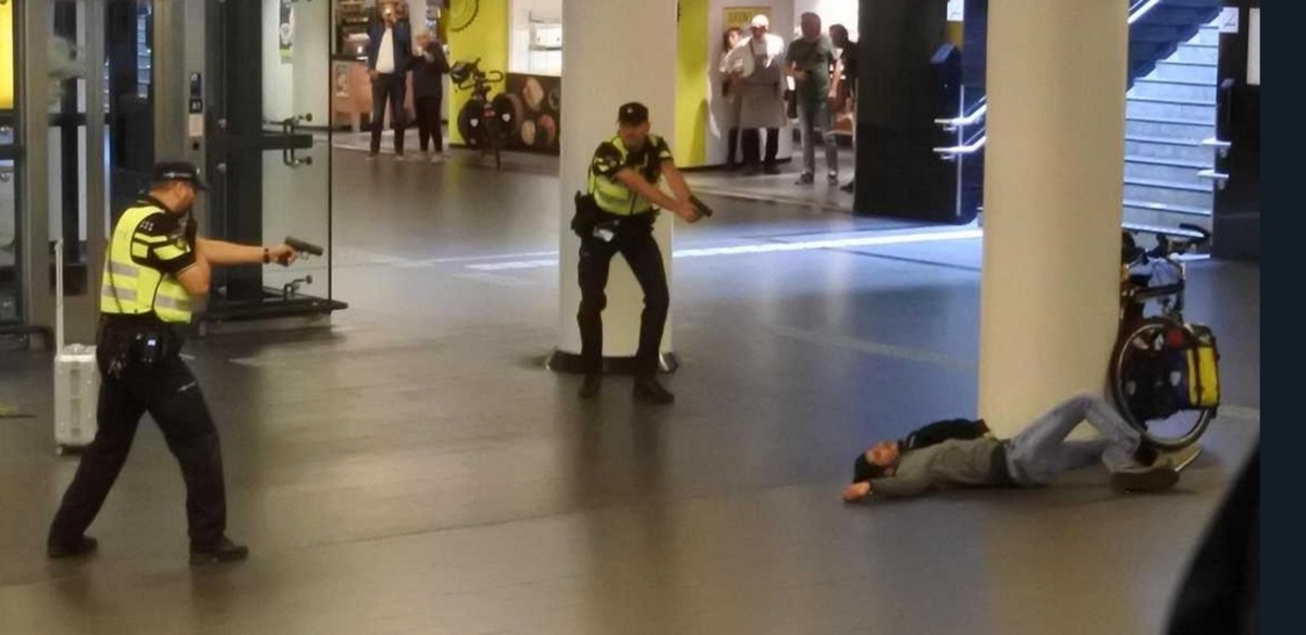Άμστερνταμ: Τρομοκρατική ενέργεια η επίθεση με μαχαίρι σε σταθμό τρένου