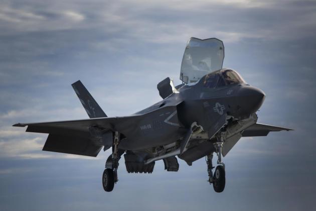 F-35A εναντίον F-35B: Η κόντρα αεροπόρων και πεζοναυτών για το ποιος έχει το καλύτερο μαχητικό! [pic,vid]