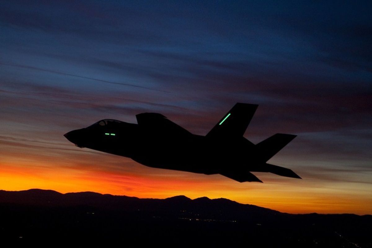 Ελληνικά F-35 vs Τουρκικών F-35: Ποιος θα κυριαρχούσε στο Αιγαίο! [vids, pics]