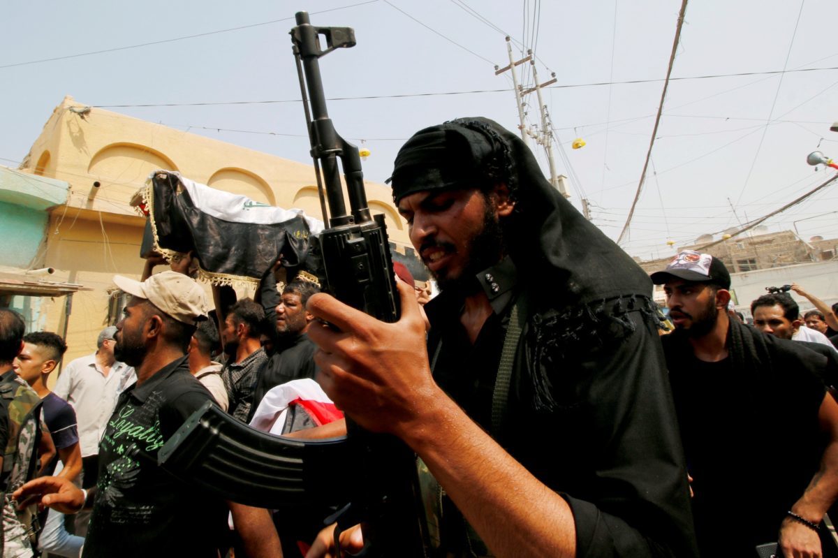 Μαζικές ταραχές στη Βασόρα: Τουλάχιστον 6 νεκροί από πυρά των αρχών