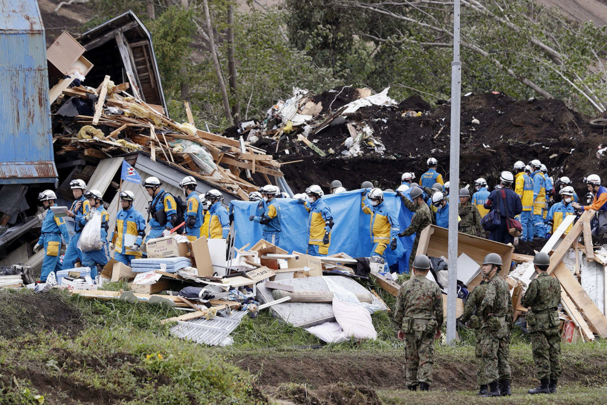Ιαπωνία: Στους 42 ανέβηκε ο αριθμός των νεκρών από τα 6,6 Ρίχτερ!