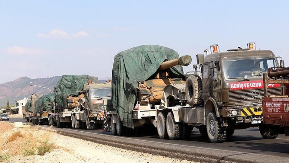 Νέες στρατιωτικές ενισχύσεις στη Συρία στέλνει η Άγκυρα
